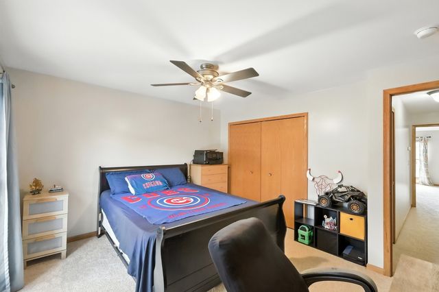 1449 Whitespire Court, Naperville, IL 60565