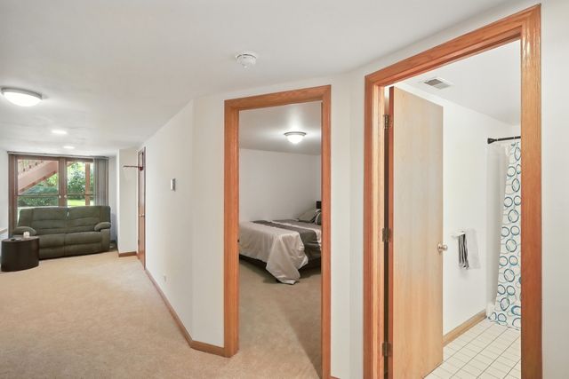 1449 Whitespire Court, Naperville, IL 60565