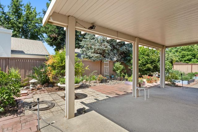 11917 Rising Sun Way, Gold River, CA 95670