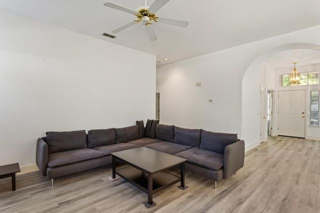 11917 Rising Sun Way, Gold River, CA 95670