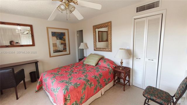 6100 S Falls Cir Dr 404, Lauderhill, FL 33319