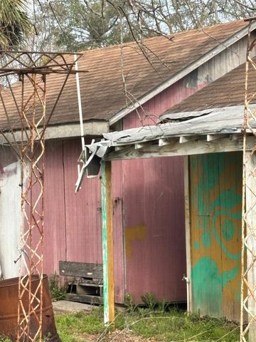 7823 Appleton Street, Houston, TX 77022