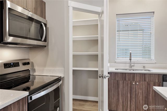 1805 Eastgate Loop, Ferndale, WA 98248