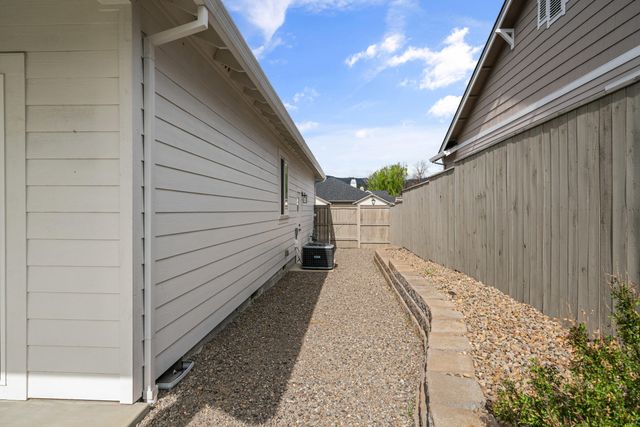 3844 Arena Drive, Medford, OR 97504