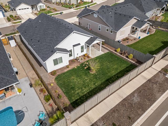 3844 Arena Drive, Medford, OR 97504