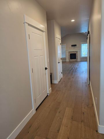 3844 Arena Drive, Medford, OR 97504