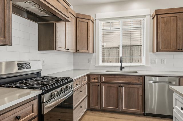 3844 Arena Drive, Medford, OR 97504