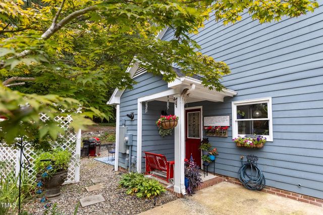 12116 Queensbridge Court, Raleigh, NC 27613