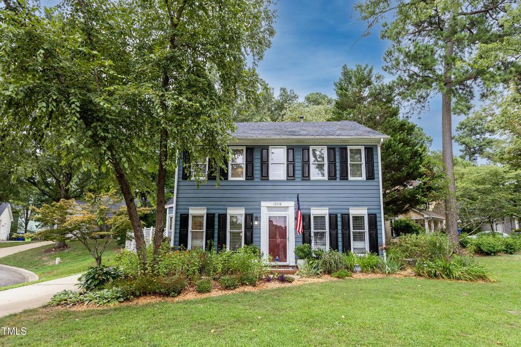 12116 Queensbridge Court, Raleigh, NC 27613