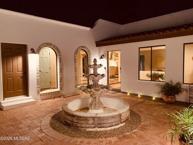 10955 E Pinal Vista, Tucson, AZ 85730