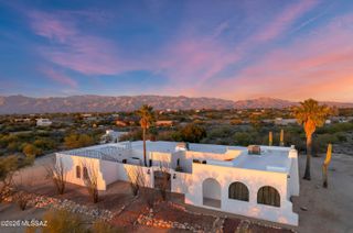10955 E Pinal Vista, Tucson, AZ 85730