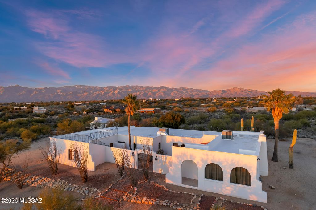 10955 E Pinal Vista, Tucson, AZ 85730