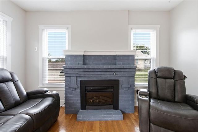 154 Clark Avenue, Bonner Springs, KS 66012