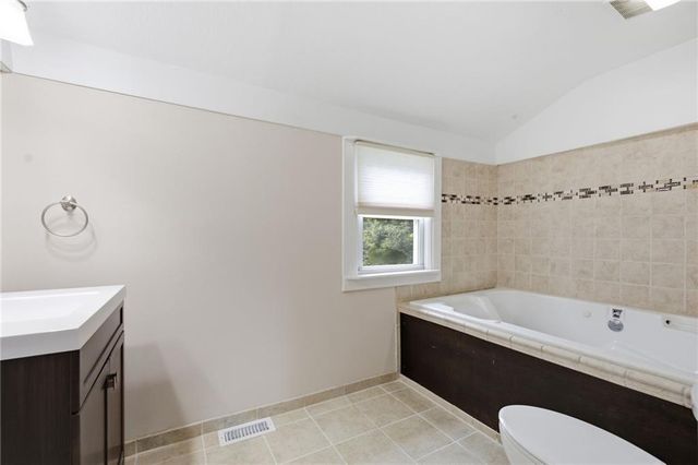 154 Clark Avenue, Bonner Springs, KS 66012