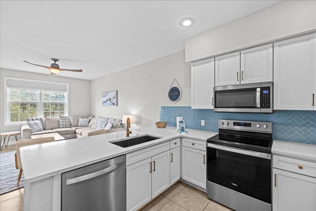 104 Village Boulevard APT 625, Santa Rosa Beach, FL 32459