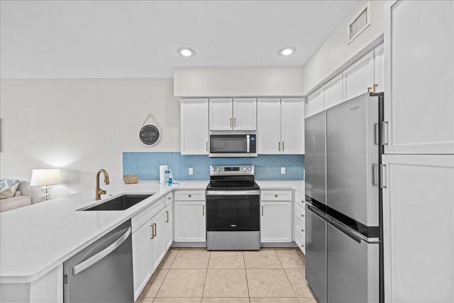 104 Village Boulevard APT 625, Santa Rosa Beach, FL 32459
