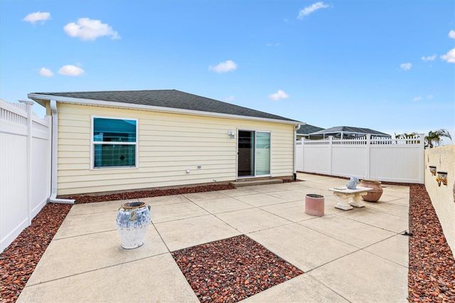 1483 AZTECA LOOP, The Villages, FL 32162