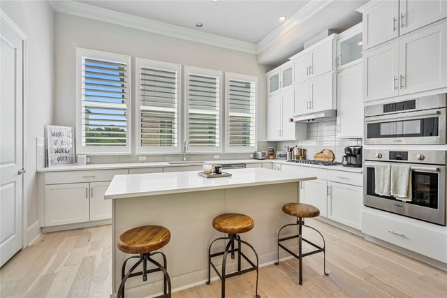 2157 Wenge Lane, Dallas, TX 75219