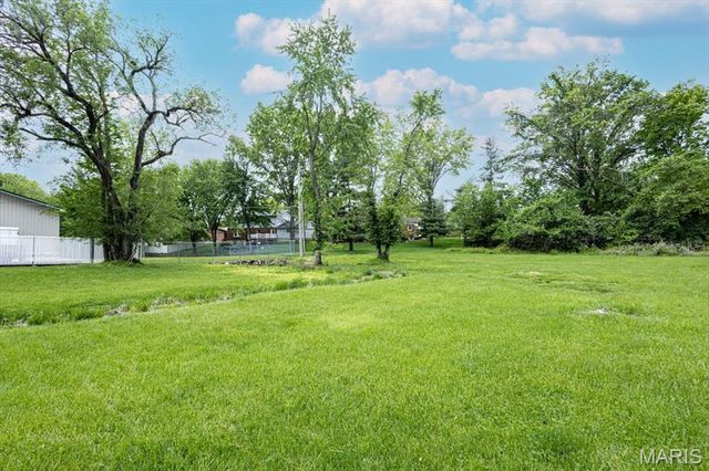 4540 Butler Hill Road, St Louis, MO 63128