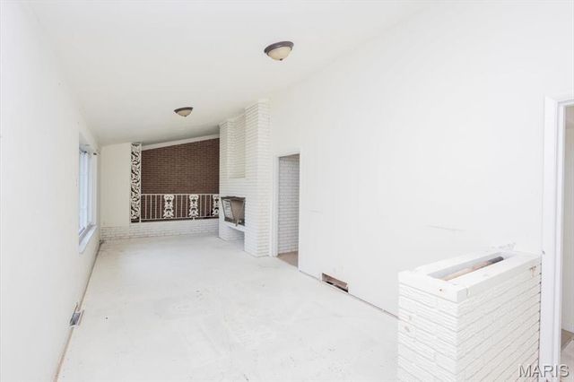 4540 Butler Hill Road, St Louis, MO 63128