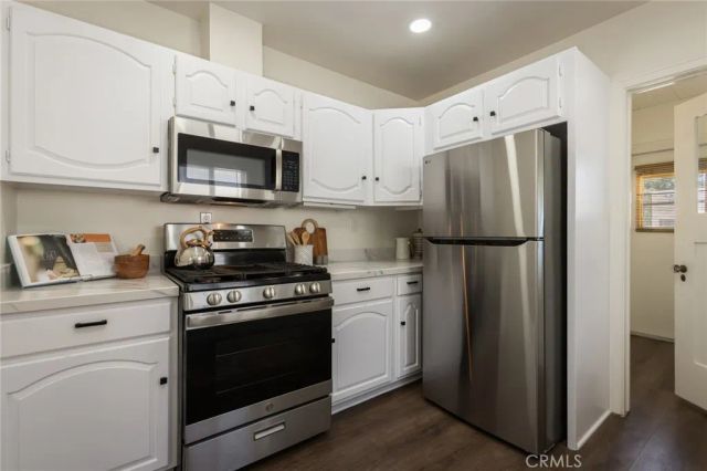 839 E Fairmount, Burbank, CA 91501