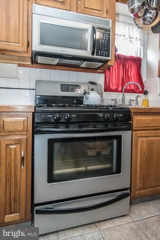 4607 AUBREY AVE, Philadelphia, PA 19114