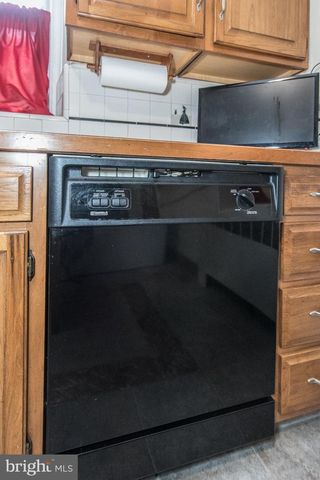 4607 AUBREY AVE, Philadelphia, PA 19114