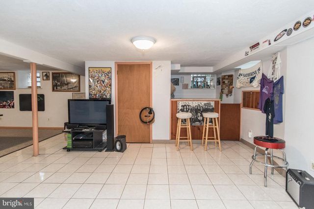 4607 AUBREY AVE, Philadelphia, PA 19114