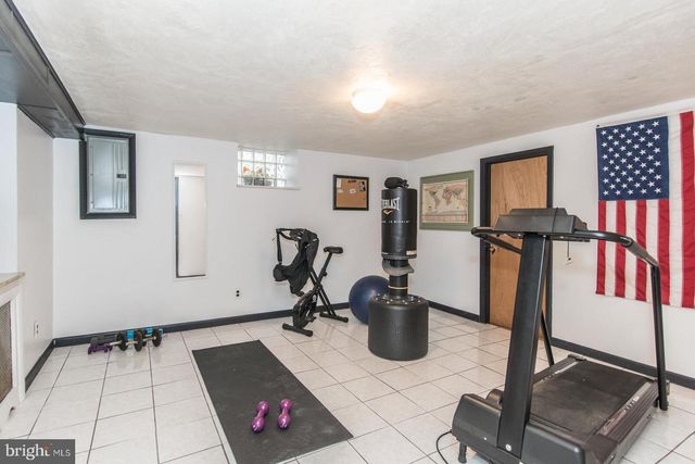 4607 AUBREY AVE, Philadelphia, PA 19114