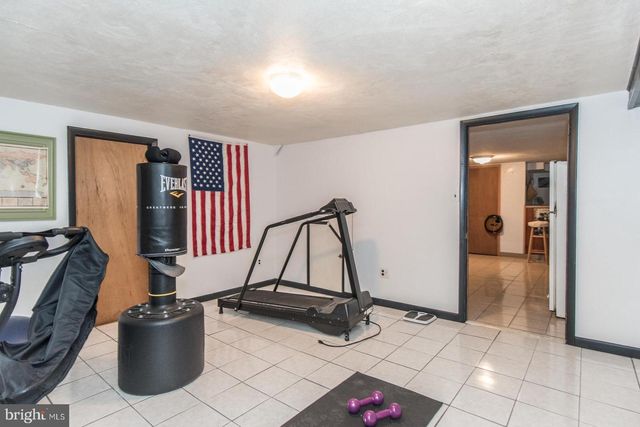 4607 AUBREY AVE, Philadelphia, PA 19114