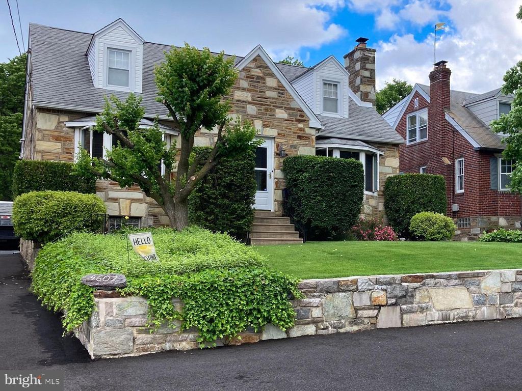 4607 AUBREY AVE, Philadelphia, PA 19114