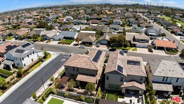 21181 Strathmoor Lane, Huntington Beach, CA 92646