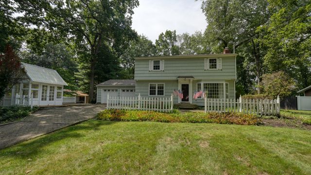 63041 Ridgewood Drive, Cambridge, OH 43725