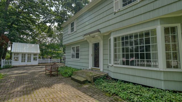 63041 Ridgewood Drive, Cambridge, OH 43725