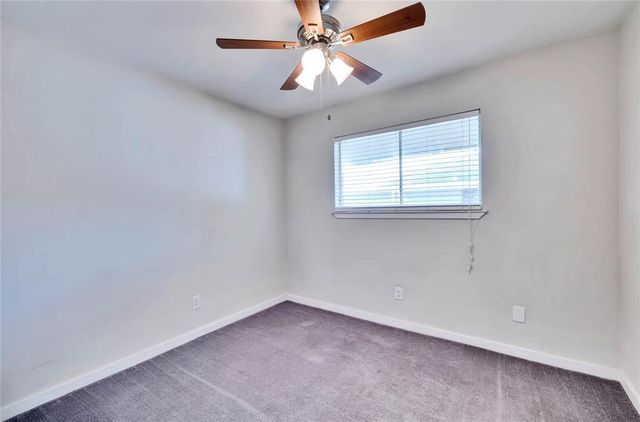 2406 Sheri Oak LN, Austin, TX 78748