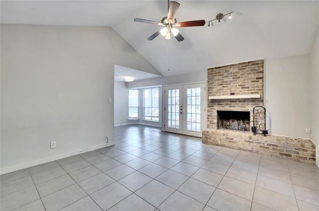 2406 Sheri Oak LN, Austin, TX 78748