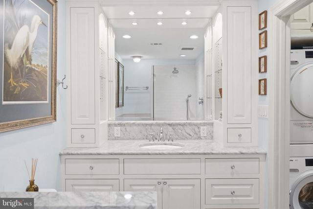 2828 27TH ST NW, Washington, DC 20008