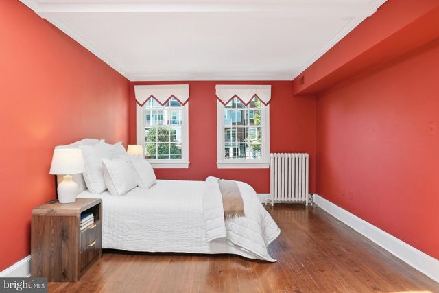 2828 27TH ST NW, Washington, DC 20008