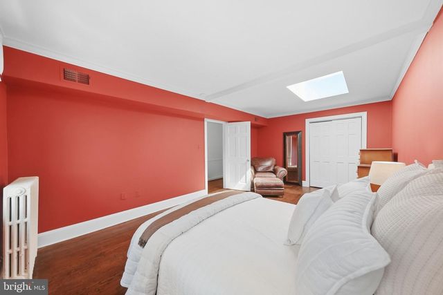 2828 27TH ST NW, Washington, DC 20008