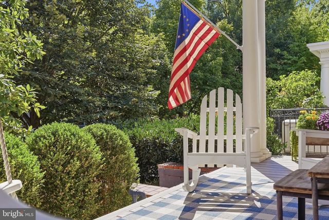 2828 27TH ST NW, Washington, DC 20008