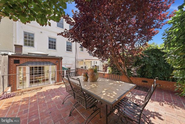 2828 27TH ST NW, Washington, DC 20008