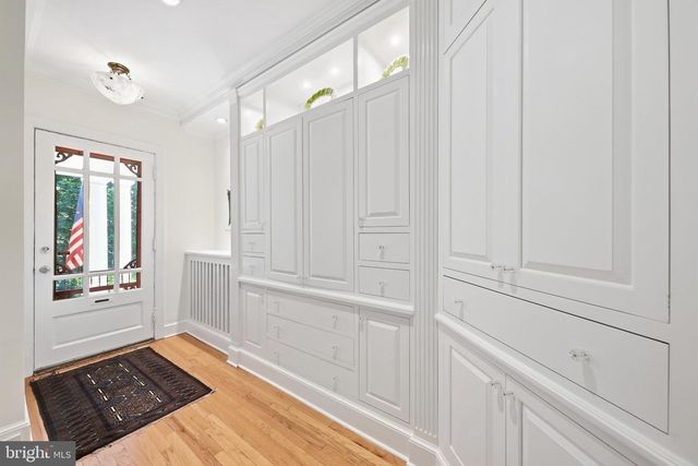 2828 27TH ST NW, Washington, DC 20008
