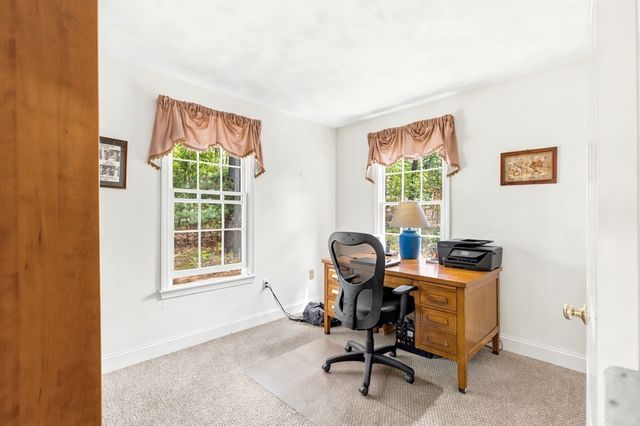 110 Flint Farm Rd, Middleton, MA 01949