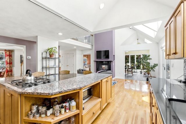 110 Flint Farm Rd, Middleton, MA 01949
