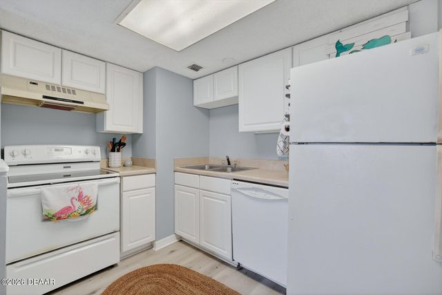 2700 Ocean Shore Blvd Apt 114, Ormond Beach, FL 32176