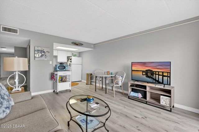 2700 Ocean Shore Blvd Apt 114, Ormond Beach, FL 32176