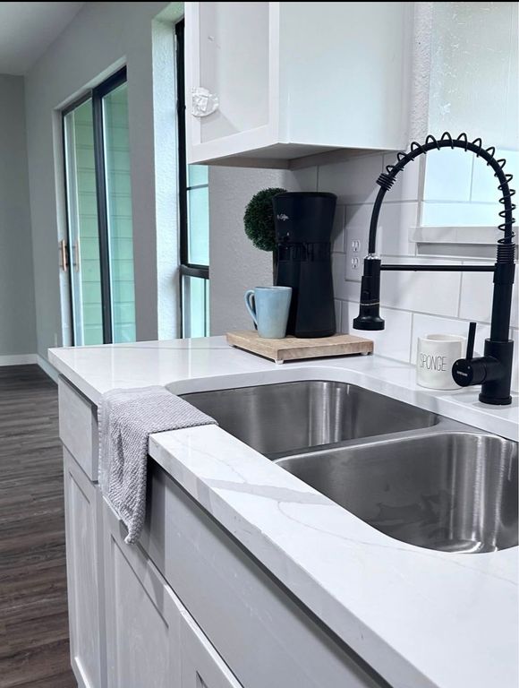 5813 Lake Hubbard Parkway 402, Garland, TX 75043