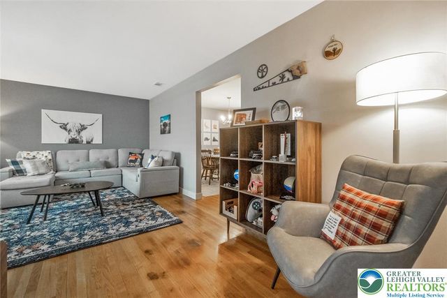 98 West 26th Street, Northampton Boro, PA 18067