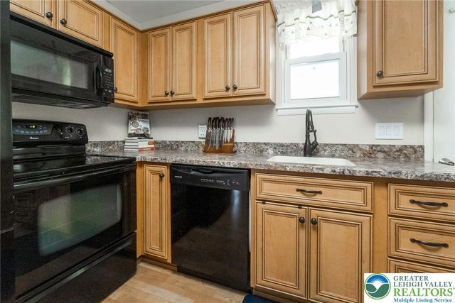 98 West 26th Street, Northampton Boro, PA 18067