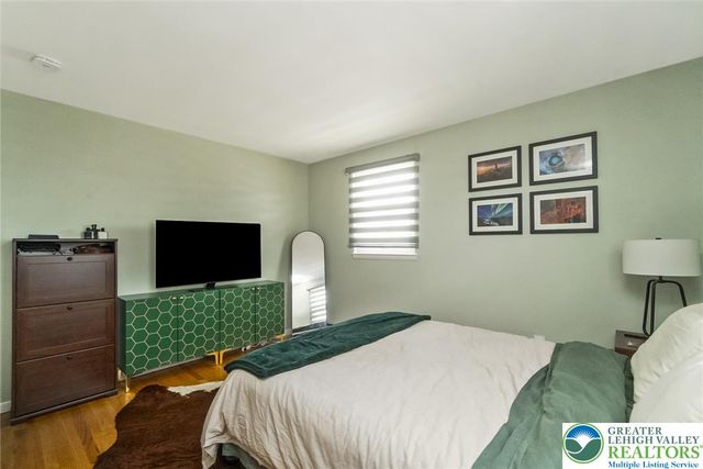 98 West 26th Street, Northampton Boro, PA 18067